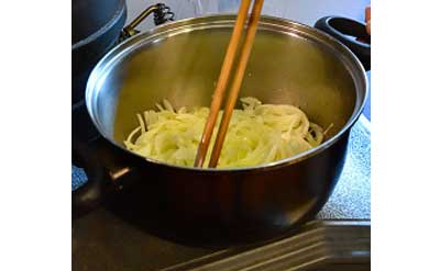 2.じっくり炒める